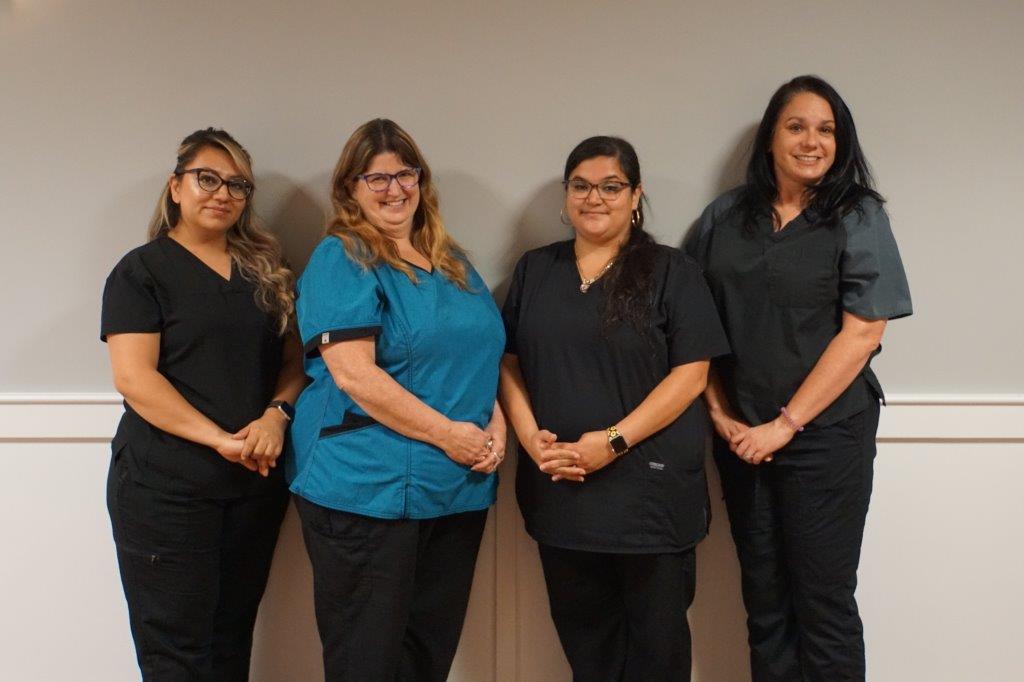 Front Desk Receptionist - Dulce, Sandy, Alicia, Sara